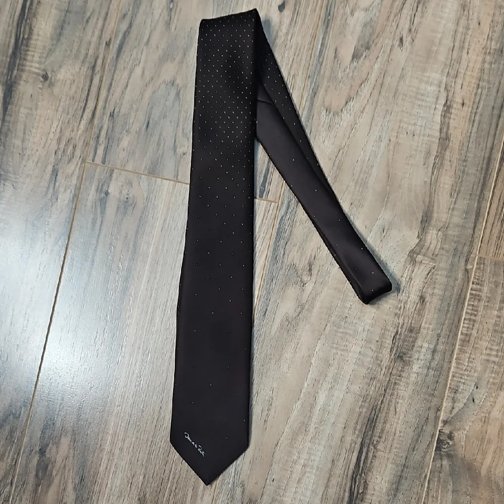 Oscar De La Renta Brown Tiny Dot Vintage Necktie